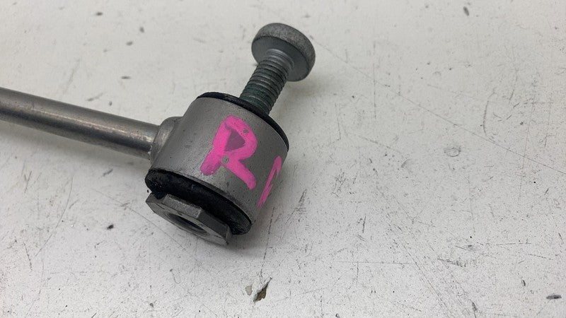 A 205 326 04 17 ⭕ 2015-2020 Mercedes-Benz C300 Rear Passenger Side Stabilizer Sway Bar Link RWD