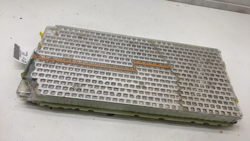 111660800B 16-20 Model S X High Voltage 6.4kWh Battery Module 100KWH 24V 287AH 1116608-00-B