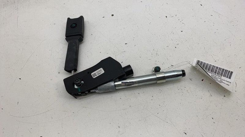 100526500B 12-20 Model S Front Right Lap Pretensioner 16-20 Model X Front Left 1005265-00-B