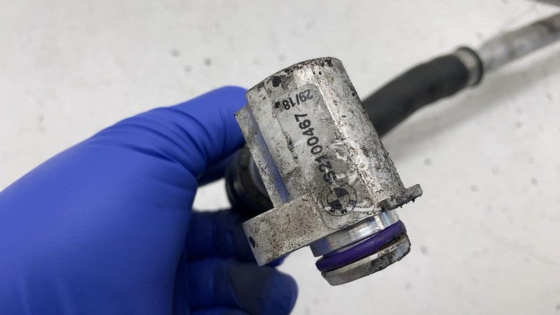 62100467 2018-2020 BMW 530e A/C Line Air Conditioning Fuel Return Coolant Pipe Hose Tube