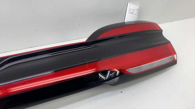 ⭕2021-2025 Chrysler Pacifica Rear Center LED Tail Light Lamp 3rd Brake Light OEM