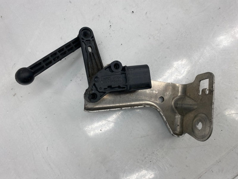 6006526-00-B ⭕ 12-15 Tesla Model S Rear Left Air Suspension Ride Height Sensor 1004173-00-A