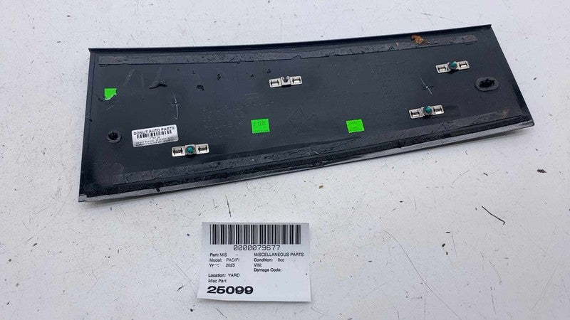 6818717AG ⭕ 2017-2025 Chrysler Pacifica Rear Left Door C-Pillar Applique Molding 6818717AG