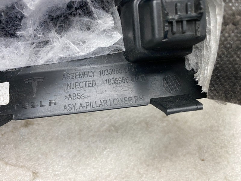 1035965 00 C ⭕16-20 Model X Front Passenger Side Lower A-Pillar Trim Cover Right 1035965-00-C