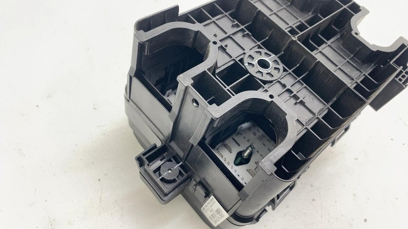 87832673 ⭕ 2023-2025 Chevrolet Silverado 1500 Engine Fuse Relay Junction Box OEM 87832673