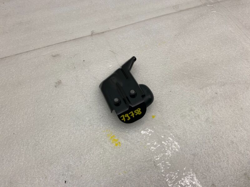 106001200D ⭕16-20 Tesla Model X Rear Left Trim Trunk Liftgate Tie Down Bracket 1060012-00-D