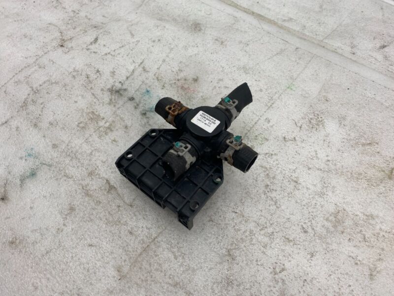 2012-2020 Tesla Model S Coolant Pump Cooling Valve Actuator 4-Way 6007370-00-B