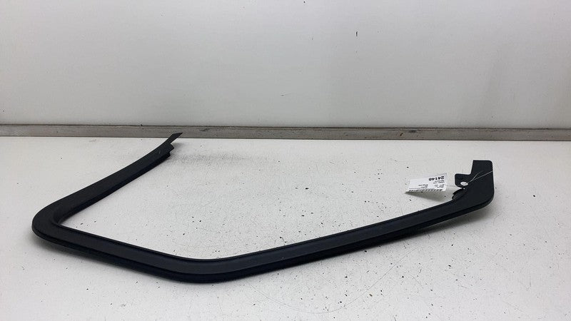 PT00001182G ⭕ 2022-2024 Rivian R1T Front Right Side Door Interior Garnish Trim PT00001182-G