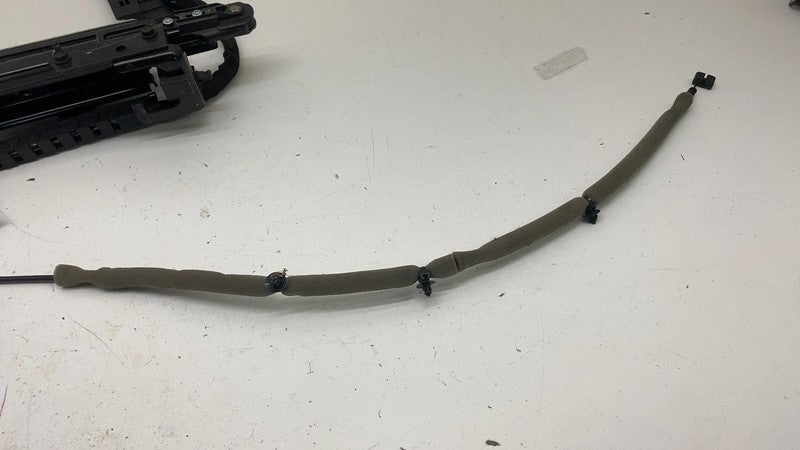 68369596AA ⭕ 17-25 Pacifica Rear Left Door Lower Roller Track w/ Motor & Module 68369596AA