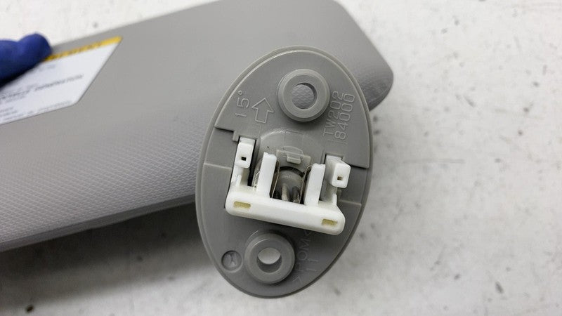 ⭕ 2023-2025 Toyota Prius Front Passenger Side Sun Visor Right OEM TW20