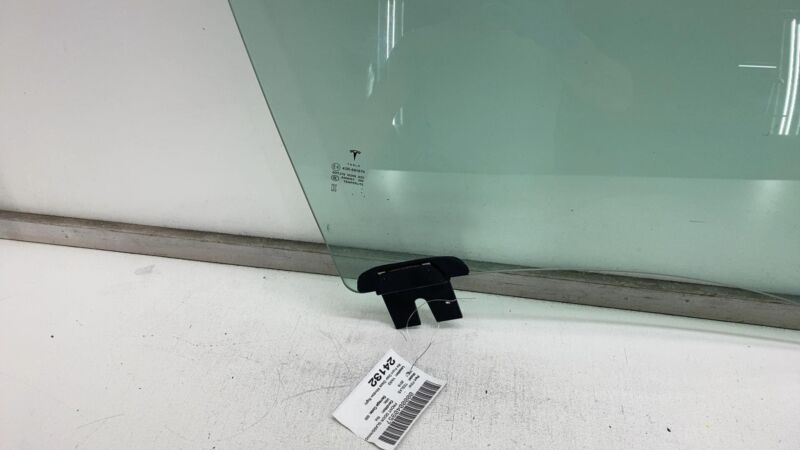 2016-2020 Tesla Model S Front Passenger Side Door Window Glass Right 43R-001074