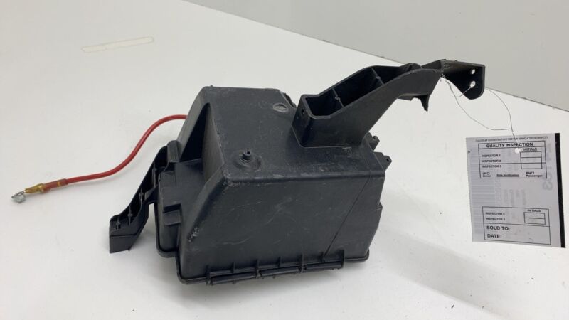 2012-2018 Mercedes-Benz GLE350 ML350 Engine Bay Fuse Relay Junction Box OEM