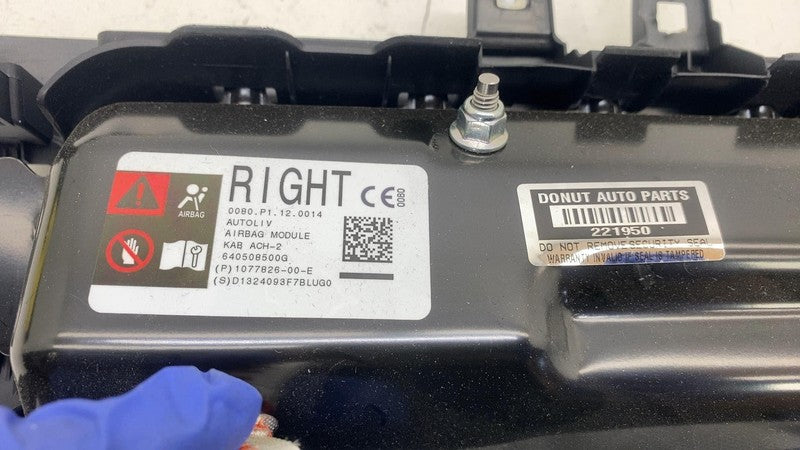 107782600E ⭕ 24-25 Tesla Model 3 Front Right Lower Knee Safety Airbag Module 1077826-00-E