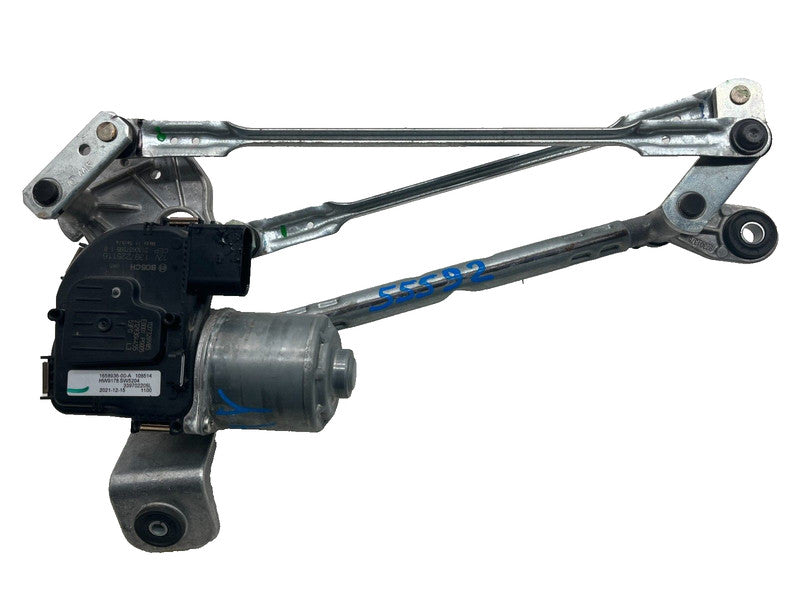 ⭕ 2020-2024 Model Y Front Windshield Wiper Linkage Module and Motor 16