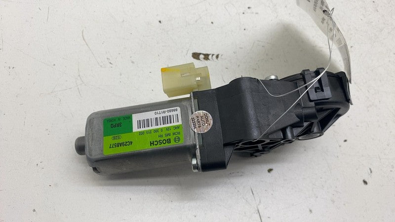 88680R1T10 ⭕2022-2025 Rivian R1S Front Right Seat Recline Tilt Adjustment Motor 88680-R1T10