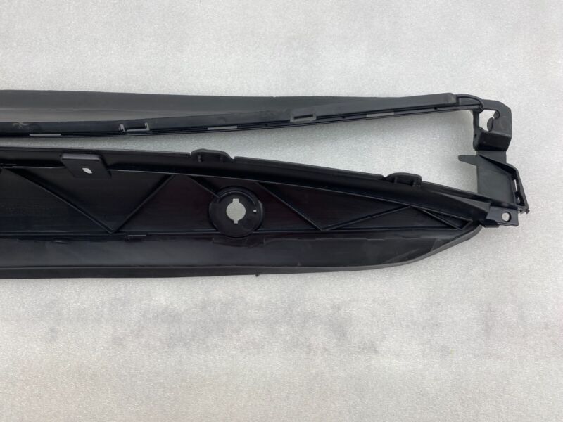 105784700D 2016-2020 Tesla Model S Front Upper Fascia Grille Cover Bumper Air Intake Duct