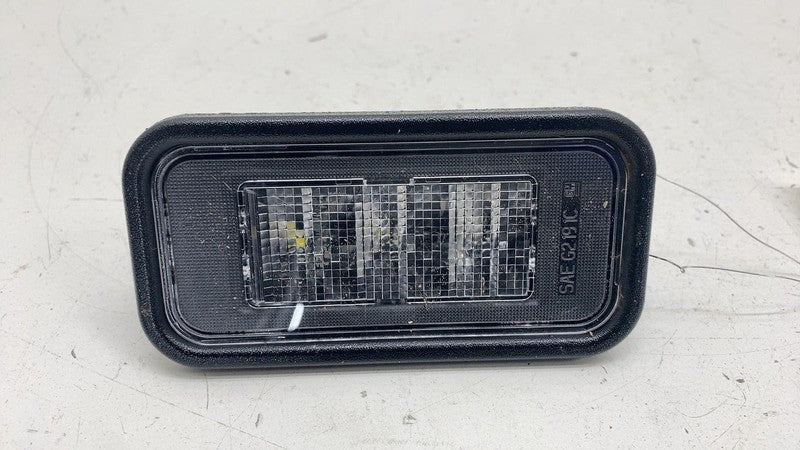 84396982 ⭕ 20-25 Chevrolet Silverado 1500 Rear Right Truck Bed Cargo Light Lamp 84396982