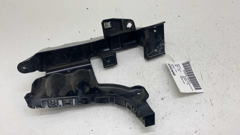68229238AD ⭕ 2017-2025 Chrysler Pacifica Rear Right Bumper Mount Support Bracket 68229238AD