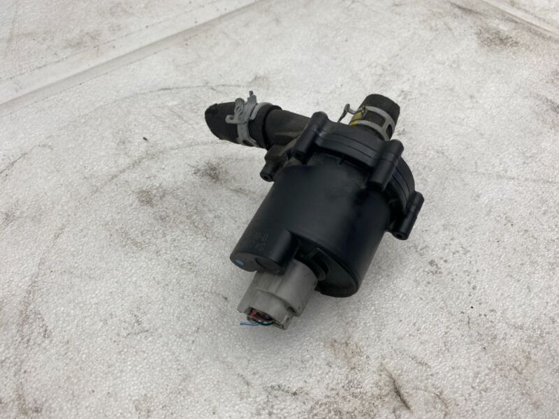 2016-2020 Tesla Model X Cooling System Auxiliary Water Coolant Pump System OEM