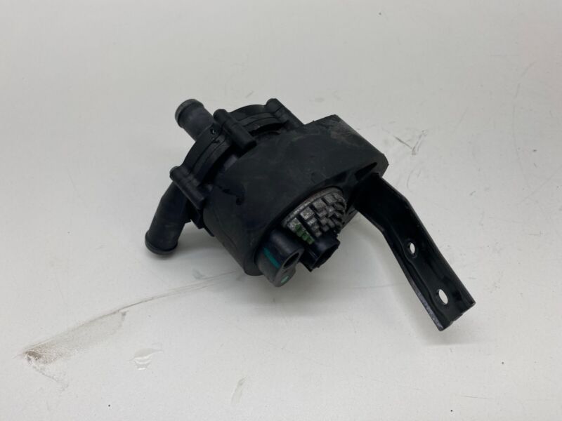 2012-2015 Tesla Model S MS Auxiliary Water Coolant Battery Cooling Pump Assembly