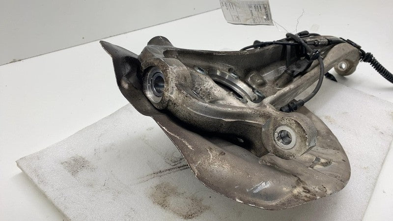 2011-2014 Porsche Cayenne Front Right Spindle Knuckle Hub w/ Dust Shield RH AWD