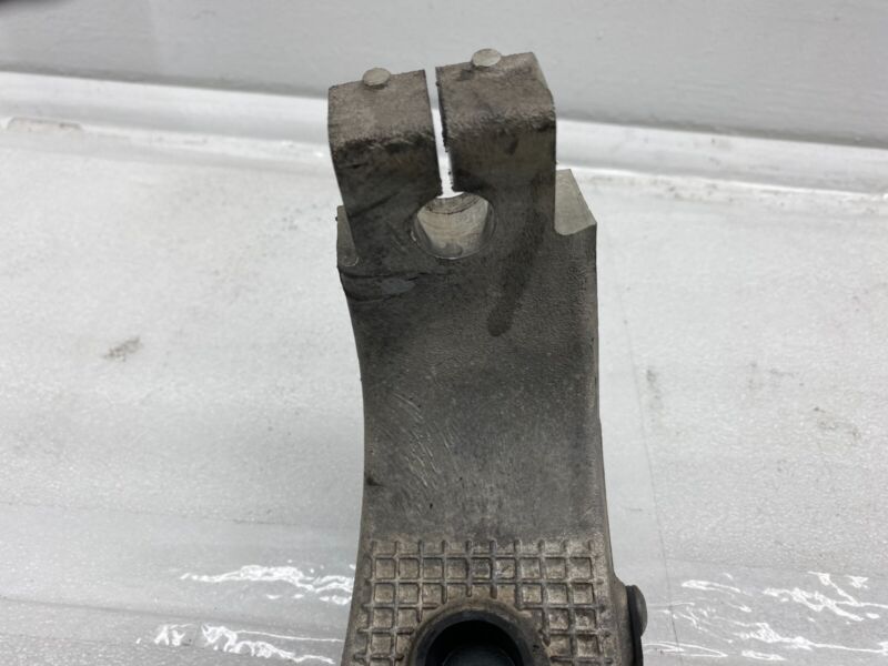 6007018 00 C 2012-2015 Tesla Model S Front Passenger Spindle Knuckle w/ Wheel Hub Right RWD