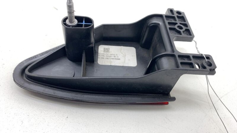 102242100C 12-24 Tesla Model S X Rear Right Taillight Tail Lamp Side Reflector 1022421-00-C