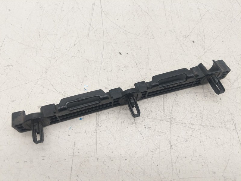 1003692 00 A ⭕12-20 Model S Front Driver Skirt Rocker Panel Support Bracket Left 1003692-00-A