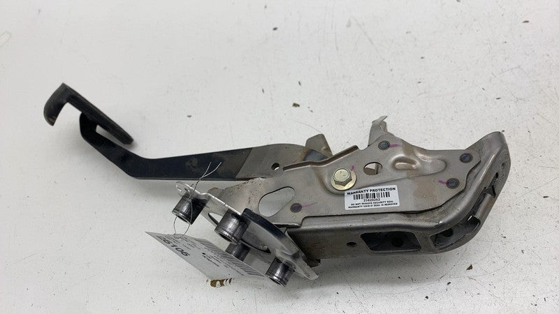 ⭕ 2023-2025 Toyota Prius Front Driver Brake Stop Pedal w/ Bracket Assembly OEM