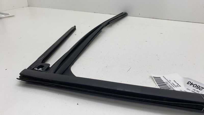 LJ8B-R25824-AE ⭕ 21-24 Ford Mustang Mach-E Rear Right Door Window Rubber Seal RH LJ8B-R25824-AE