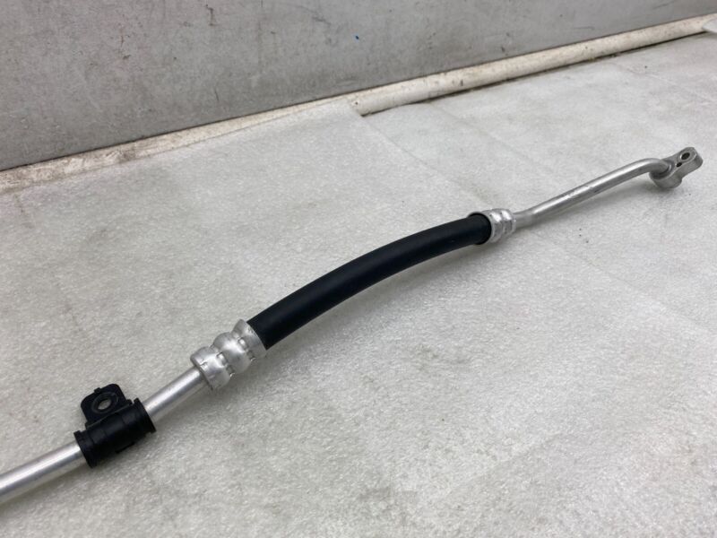 6007733 00 A 2012-2020 Tesla Model S MS A/C Condenser 1 Suction Hose to Condenser 2 Pipe Line