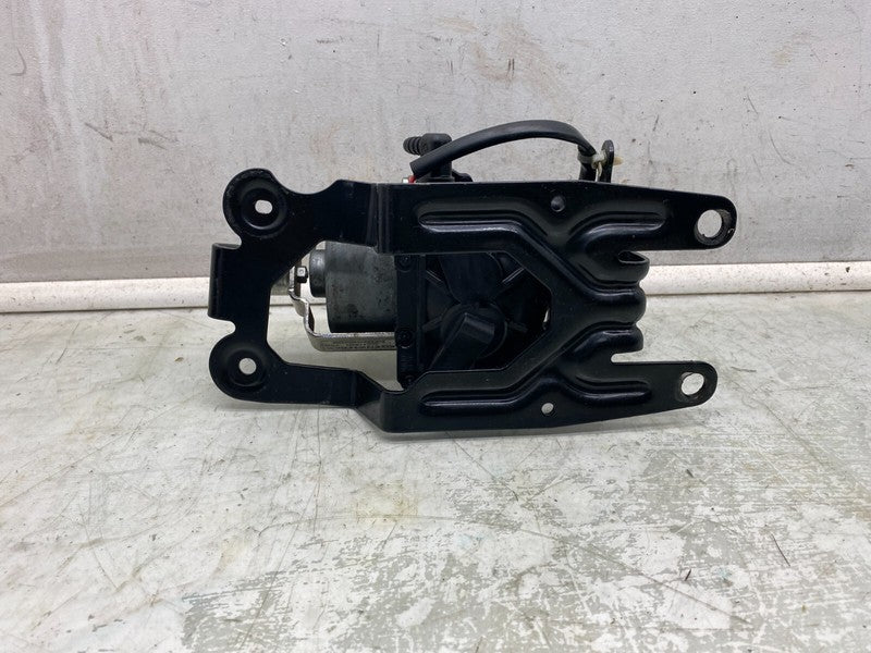 6006359 00 A ⭕2012-2015 Tesla Model S Brake Servo Booster Vacuum Pump & Isolator 6006359-00-A