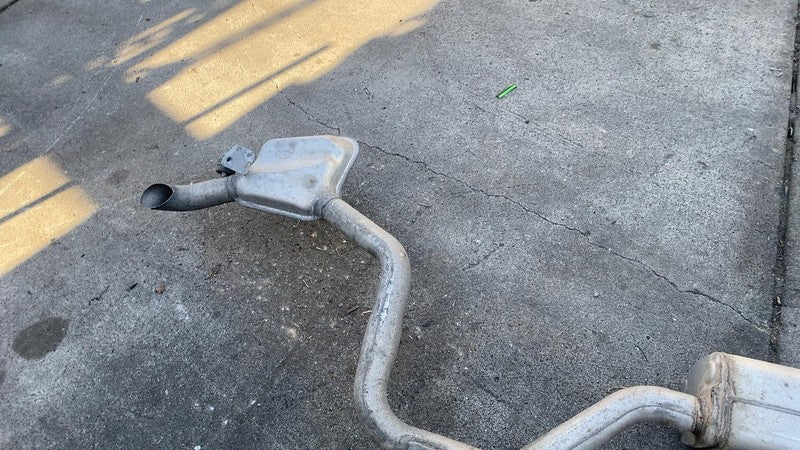 ⭕ 2017-2024 Chrysler Pacifica Exhaust Muffler Pipe & Resonator FWD Assembly OEM