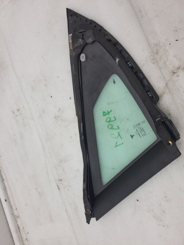 E6 43R-008010 2012-2020 Tesla Model S Rear Passenger Side Quarter Fixed Glass Right Assembly