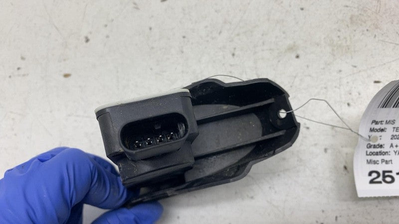 ⭕ 20-24 Tesla Model Y Active Louvre Grille Shutter Motor Assembly 1097