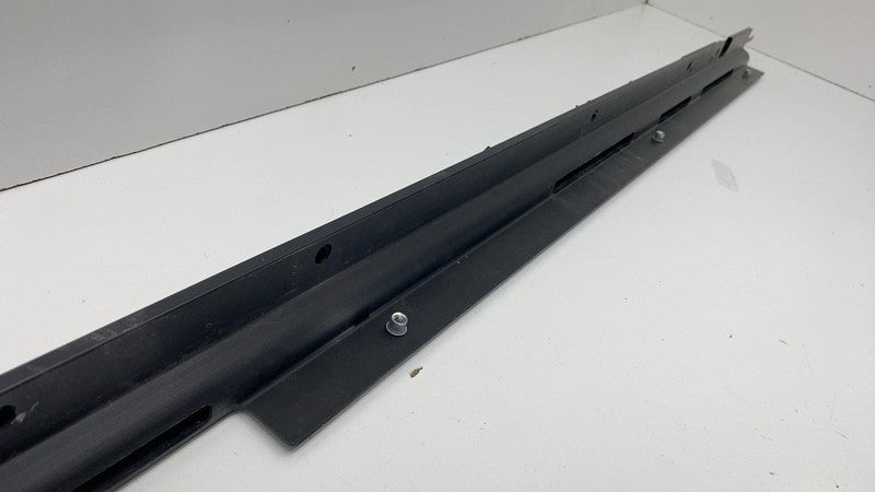 PT00000361H ⭕ 2022 Rivian R1T Passenger Right Luggage Compartment Panel Guide PT00000361-H