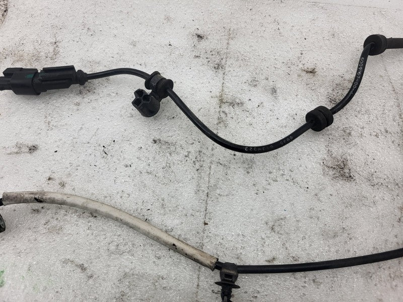600916700A ⭕12-15 Model S Front Left or Right Anti-Lock ABS Wheel Speed Sensor 6009167-00-A