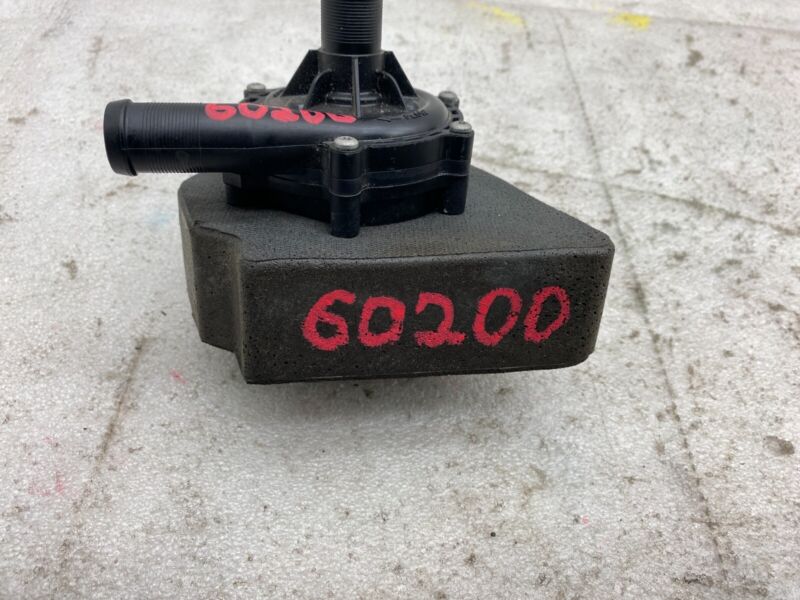 1067473 00 H 2012-2020 Tesla Model S MS Coolant Auxiliary Water Pump Foam Isolated Assembly