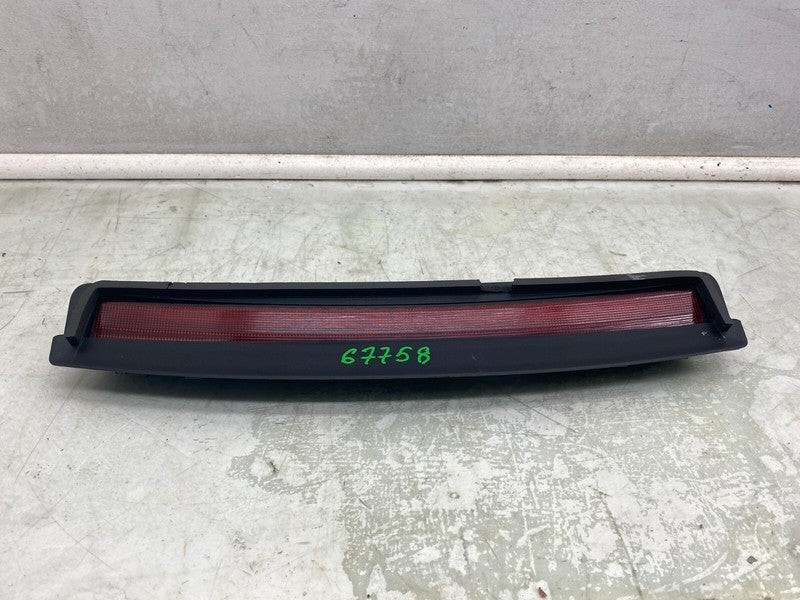 1077405-00-F ⭕ 17-23 Model 3 Rear Package Tray Lamp Inner 3rd Brake Stop Light 1077405-00-F