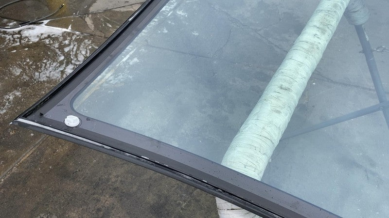 ⭕ 2016-2020 Tesla Model S Front Windshield Wind Screen Glass suit w/ T