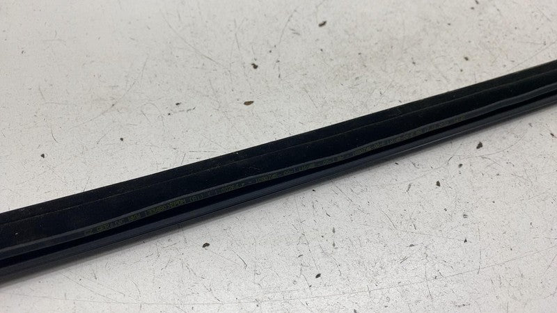 ⭕ 2021-2025 Tesla Model 3 Rear Right Door Window Outer Belt Molding 10