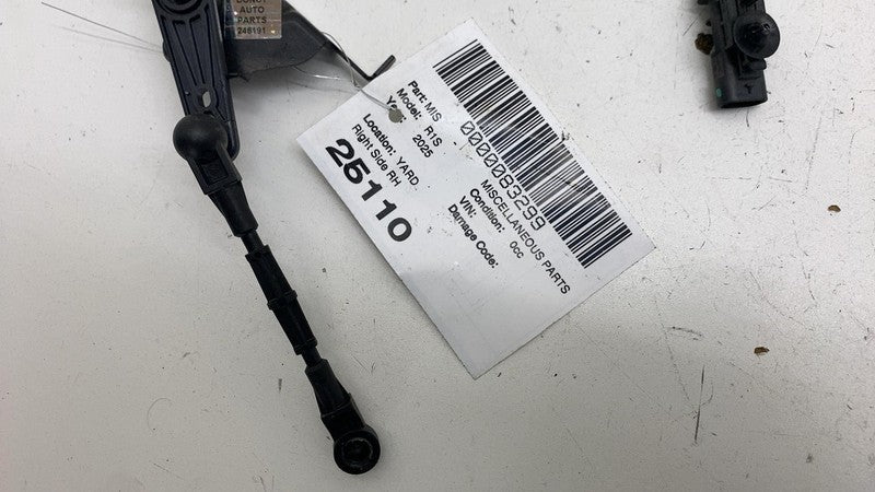 PT00039589E ⭕ 2025 Rivian R1S Front Right Suspension Height Level Sensor RH OEM PT00039589-E