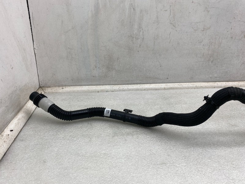107759299E ⭕17-23 Model 3 Front Pump to Tunnel Radiator Coolant Hose Pipe Tube 1077592-99-E