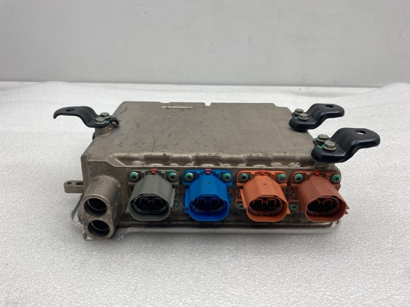 102884301A ⭕ 12-15 Tesla Model S Front High Voltage Distribution Junction Box 1028843-01-A