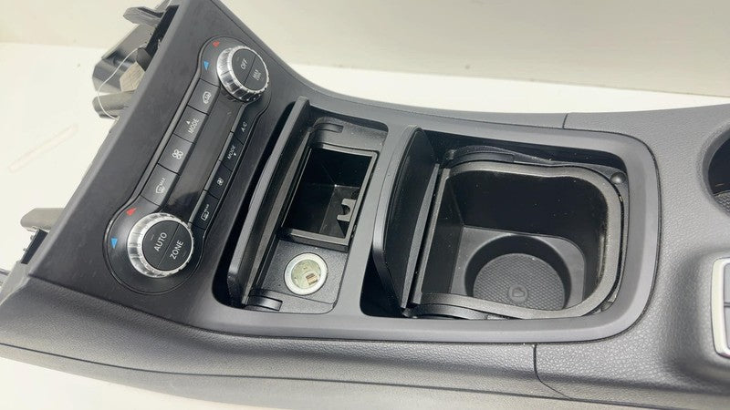 ⭕ 13-19 Mercedes-Benz B-Class Front Center Console Storage Compartment