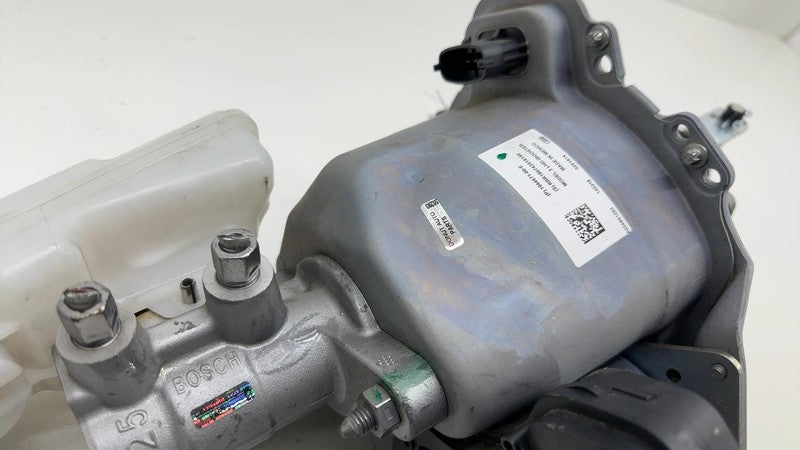 104467100E ⭕ 2017-2023 Model 3 Power Brake Booster Master Cylinder & Reservoir 1044671-00-E