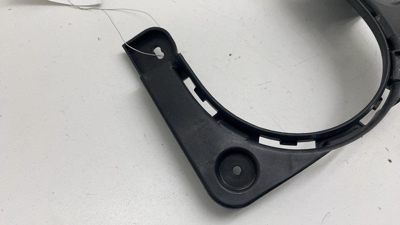 ⭕ 2022-2024 Rivian R1T Front Driver Side Head Light Lamp Mount Bracket Left OEM