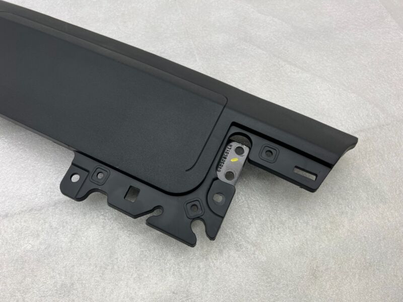 1077826-00-D ❇️17-23 Tesla Model Y 3 Right Knee Airbag Passenger Safety Module RH OEM 1077826