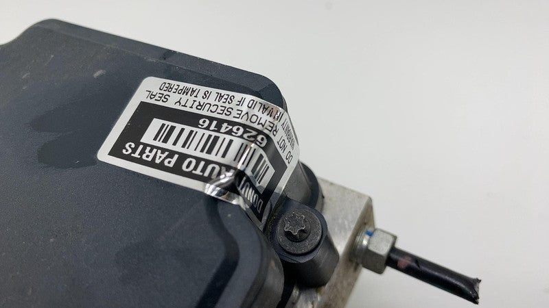 103779700B 2012-2015 Tesla Model S Anti-Lock ABS Brake Pump Hydraulic Control Unit Module