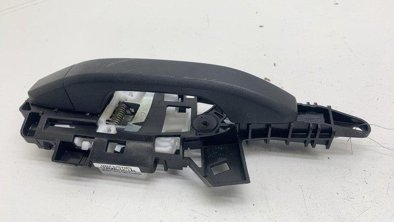 ⭕ 2025 Chevrolet Silverado 1500 Front Passenger Exterior Door Handle Outer Right